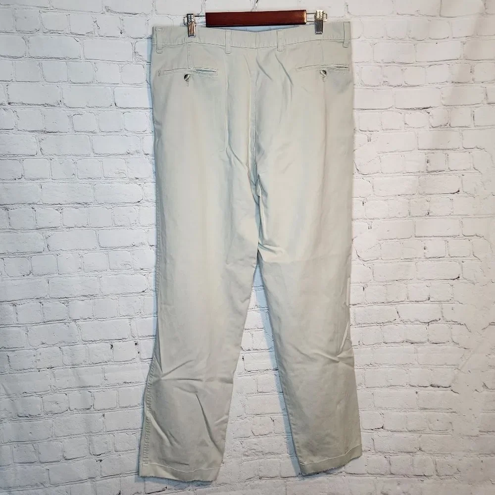 Men's Eddie Bauer khaki pants, size 32 X 32